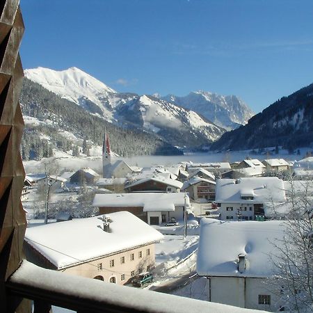 Ferienwohnung Pension Tirol Bichlbach Buitenkant foto