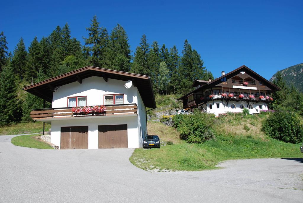Ferienwohnung Pension Tirol Bichlbach Buitenkant foto