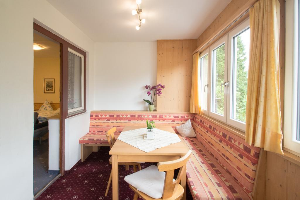 Ferienwohnung Pension Tirol Bichlbach Buitenkant foto